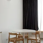 Urban Residences Sacadura شقة *