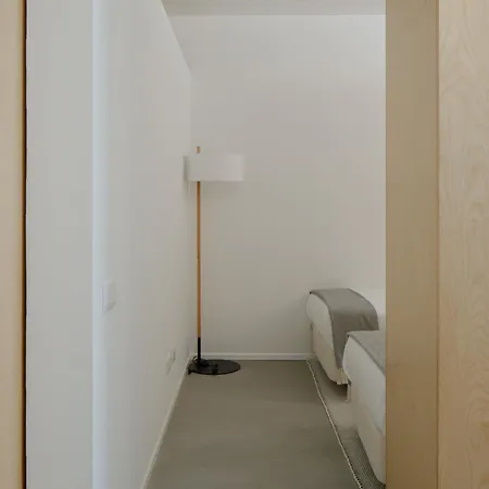 Urban Residences Sacadura דירה *