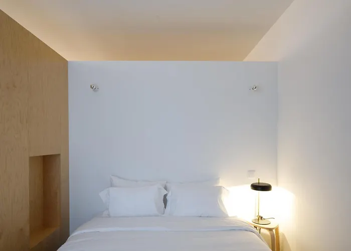 Urban Residences Sacadura *